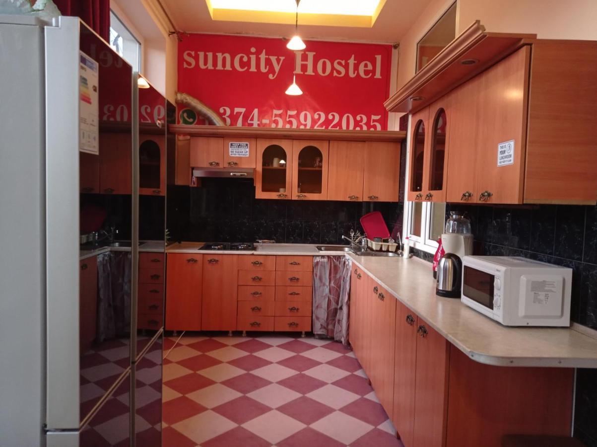 Sun City Hostel 예레반 외부 사진