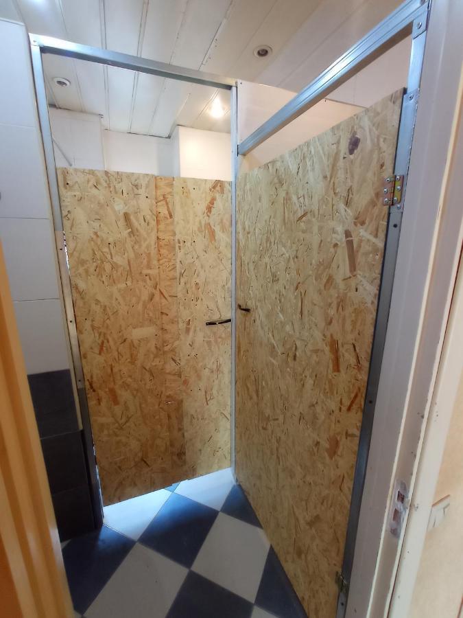 Sun City Hostel 예레반 외부 사진