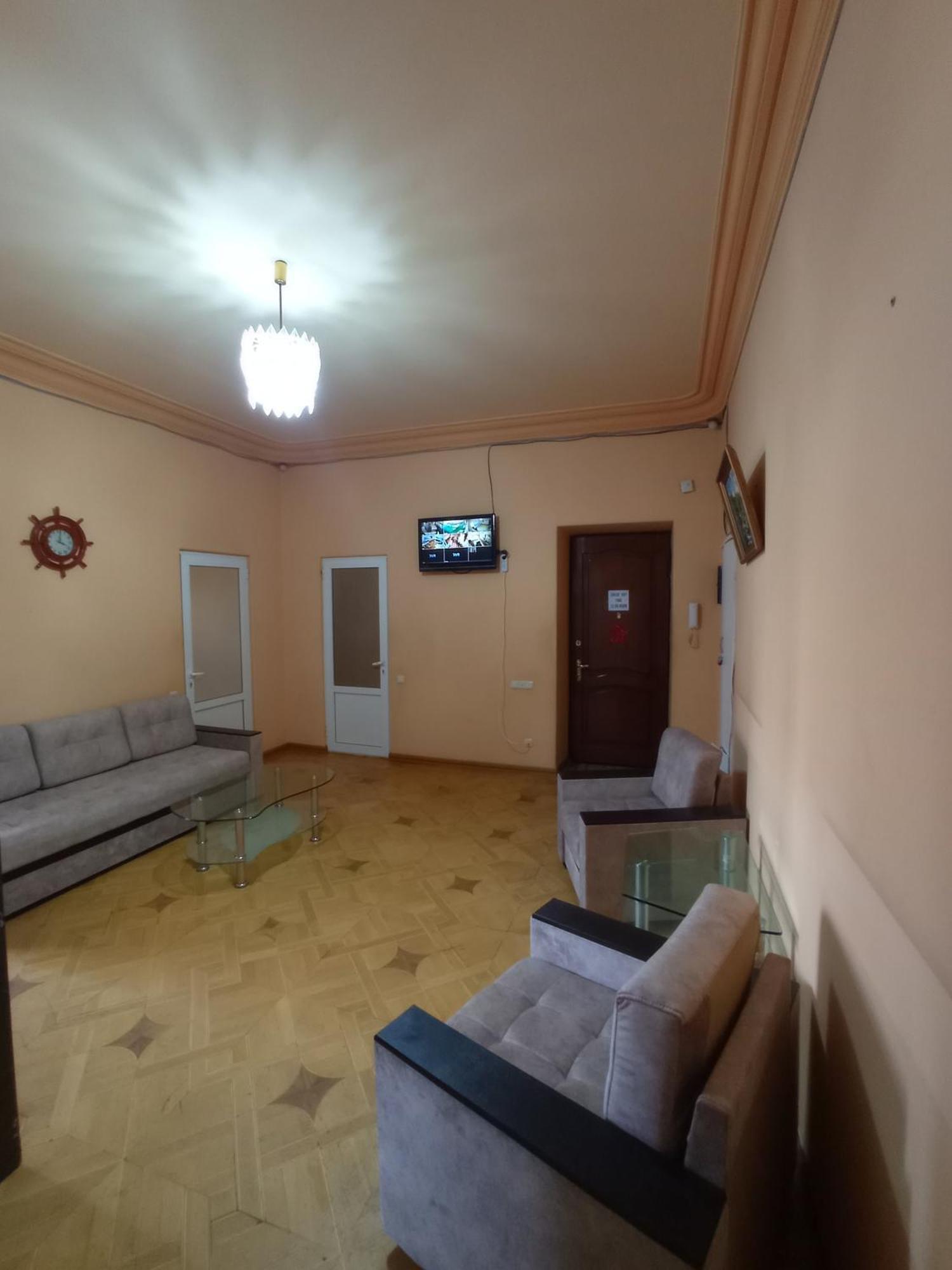 Sun City Hostel 예레반 외부 사진
