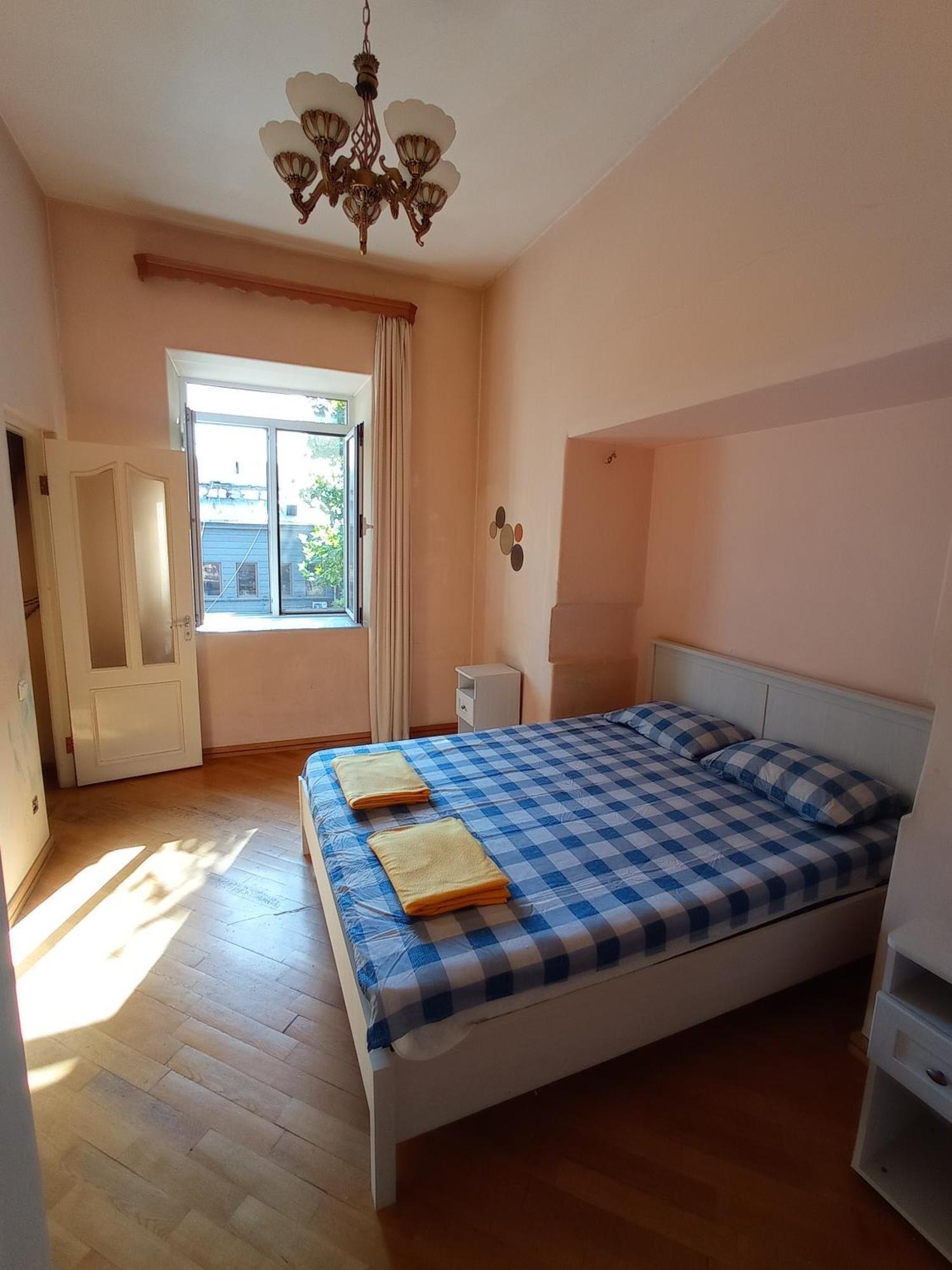 Sun City Hostel 예레반 외부 사진