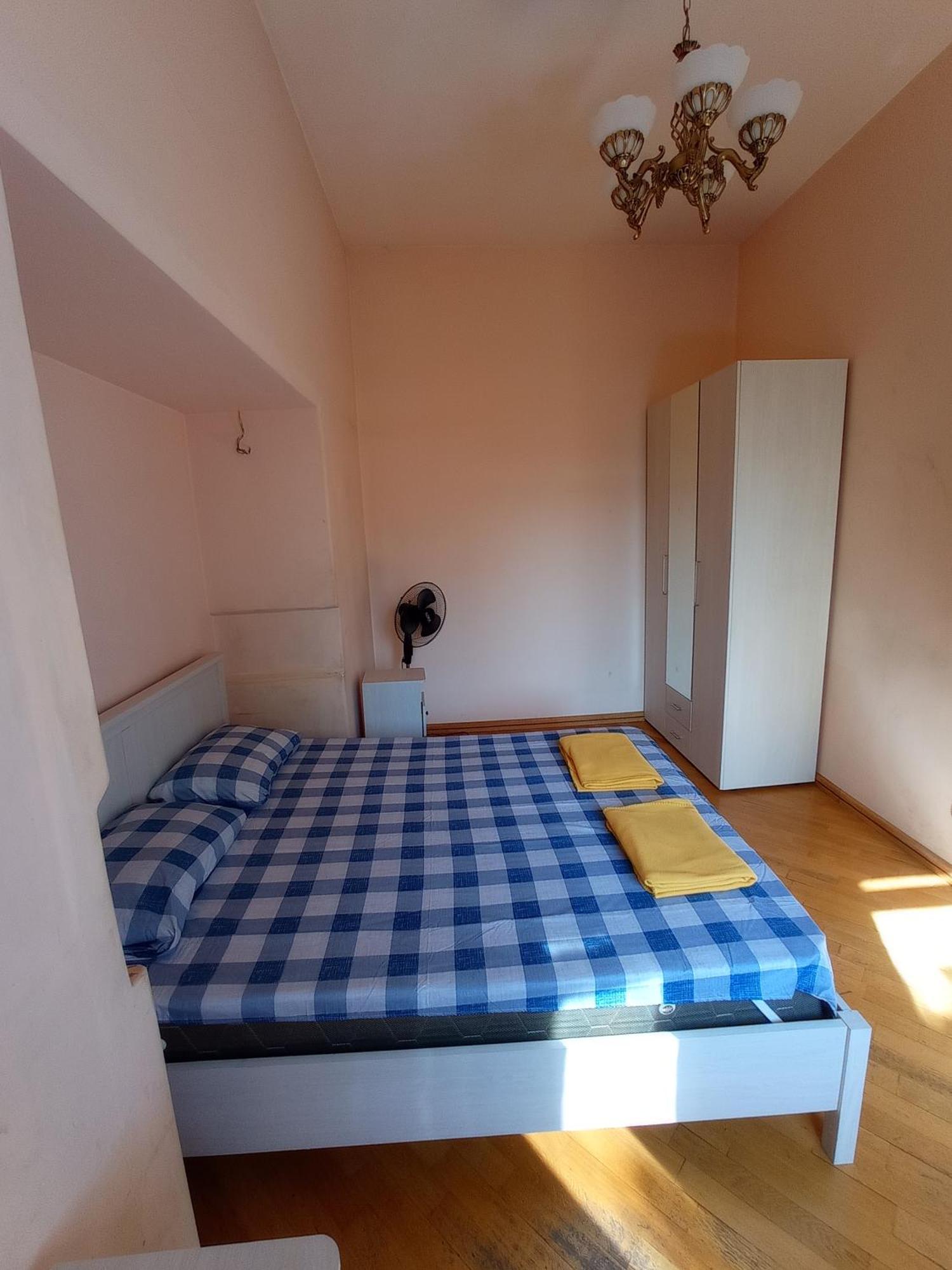 Sun City Hostel 예레반 외부 사진
